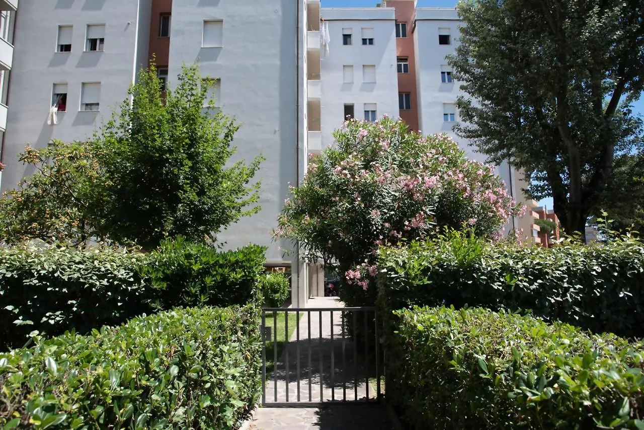 Rosa Lido Adriano Centro Citta 빌라 0*,  이탈리아
