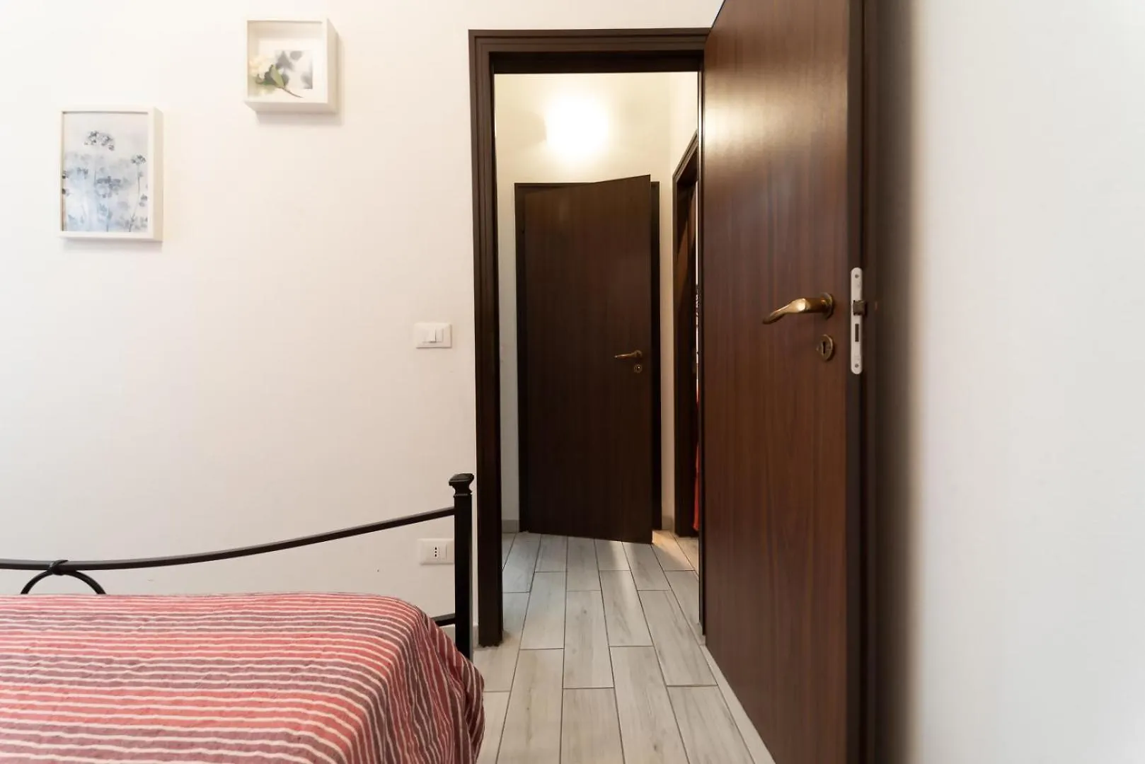 펜션 Rosa Lido Adriano Centro Citta 빌라